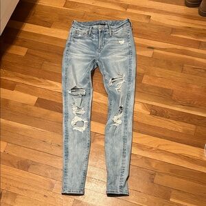 American Eagle Outfitters Light Blue Distressed Skinny Jeans